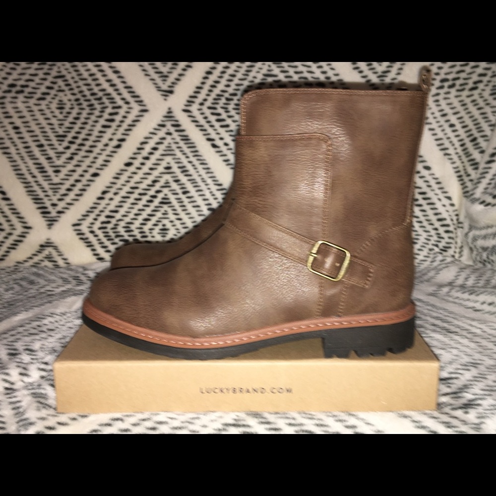 Lucky Brand Thaxter Boots - 5Y